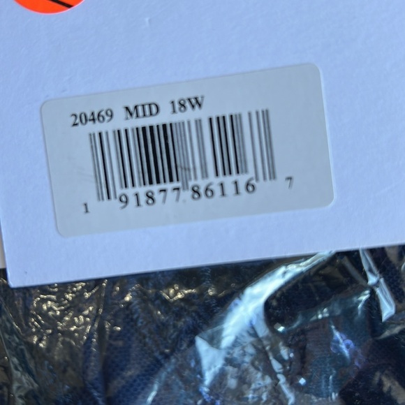 Mac Duggal 20469 NWT Navy High Neck Flutter Sleeve Embellished A-Line Gown - Picture 10 of 11